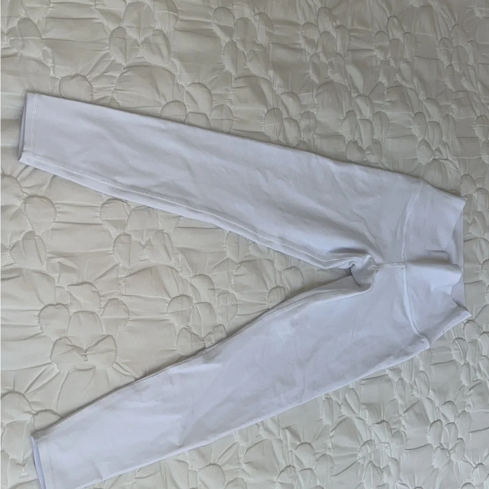 ALO High-Waist Airbrush Legging in White